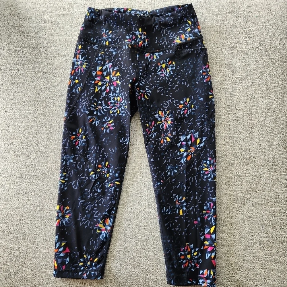 Sweaty Betty Power Crop Length Legging Women Size 6 Black Multicolor Print